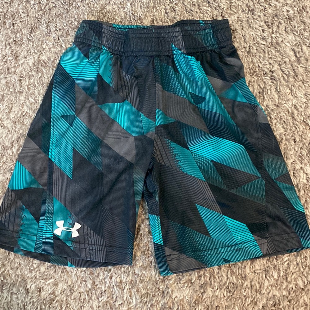 Boys UA shorts